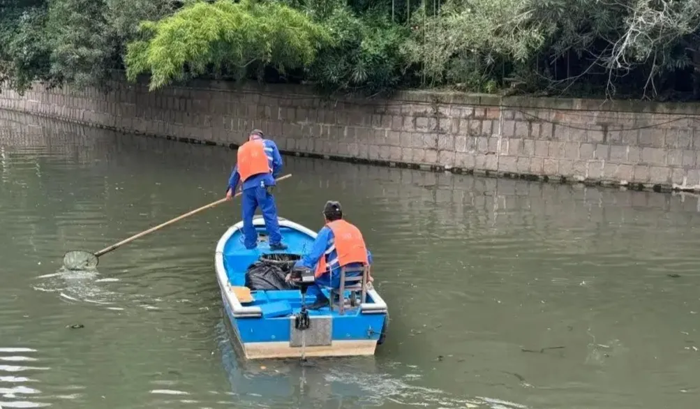 无人机机巢河道巡查